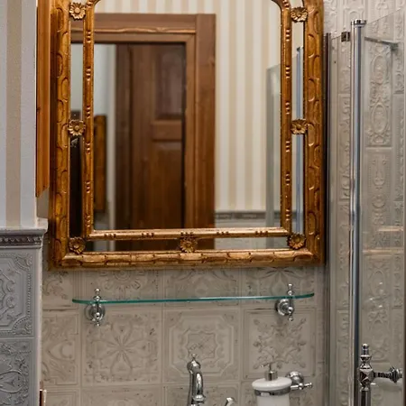 Guest house Regal House Vescovado