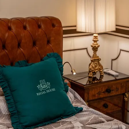 Guest house Regal House Vescovado *