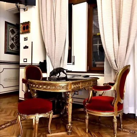 Regal House Vescovado Pensionat
